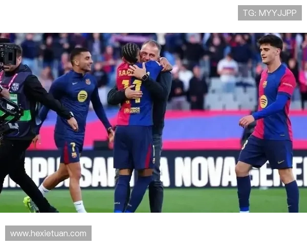 费兰 莱万 拉菲缺席巴萨合练 亚马尔 佩德里状态良好能出战