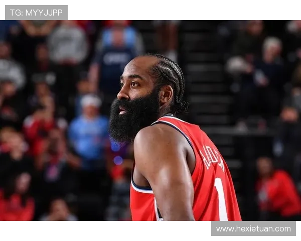 小卡盛赞哈登为NBA最伟大得分手之一三分球7中5表现惊艳