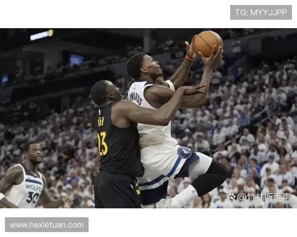 超值引援！科内特半场五投全中砍下12分6板并拼下5前场板助力球队表现